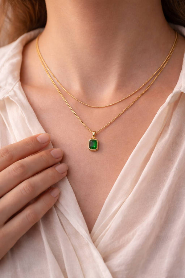 Emerald Green Layered Pendant Necklace
