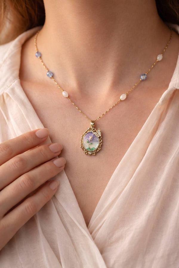 Lavender Floral Pendant Bead Necklace
