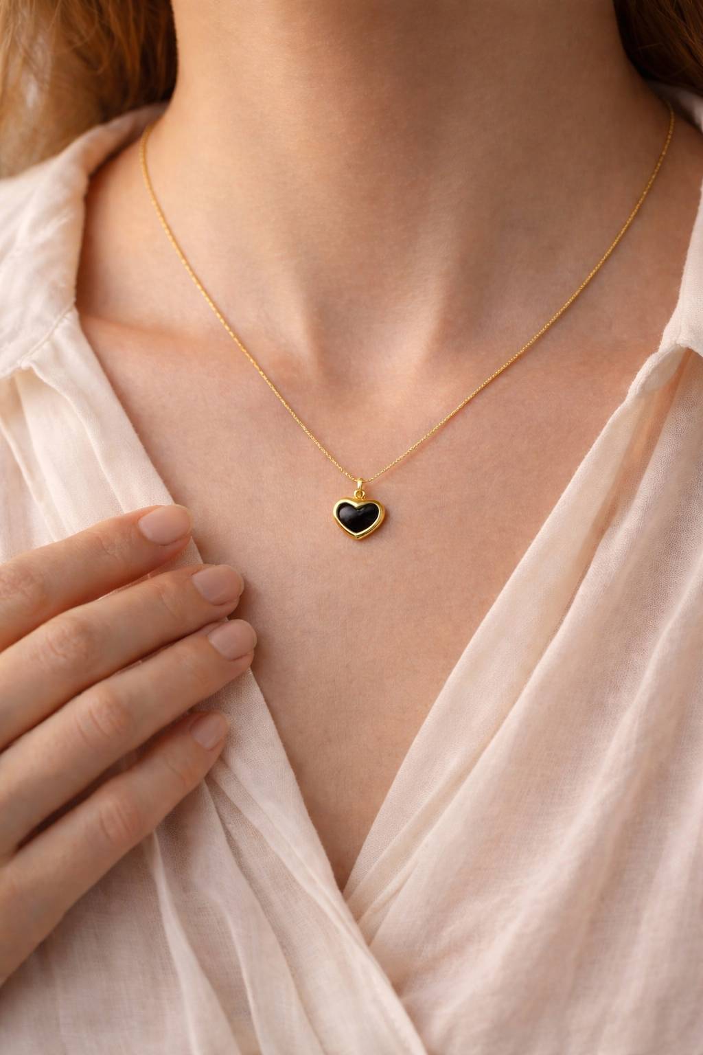 Black Heart Pendant Necklace